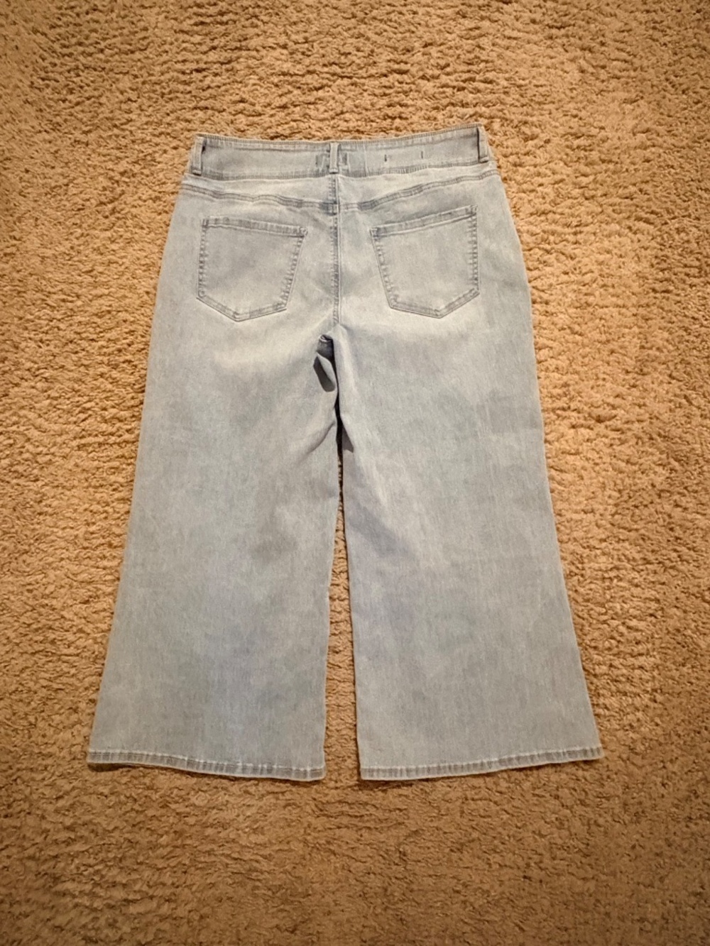 NYDJ Wide Leg Cropped Jeans Size 10 High Rise Light Wash Stretch Denim Lift Tuck